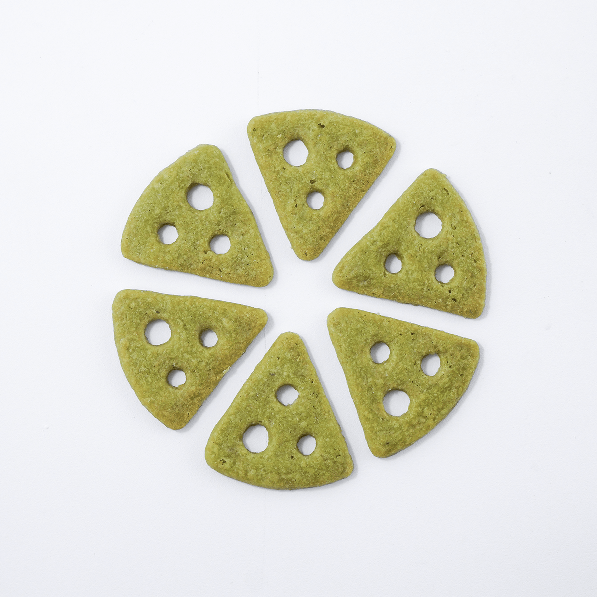 GLICO Cheeza Avocadooza Avcado Flavor Cheese Chips 40g